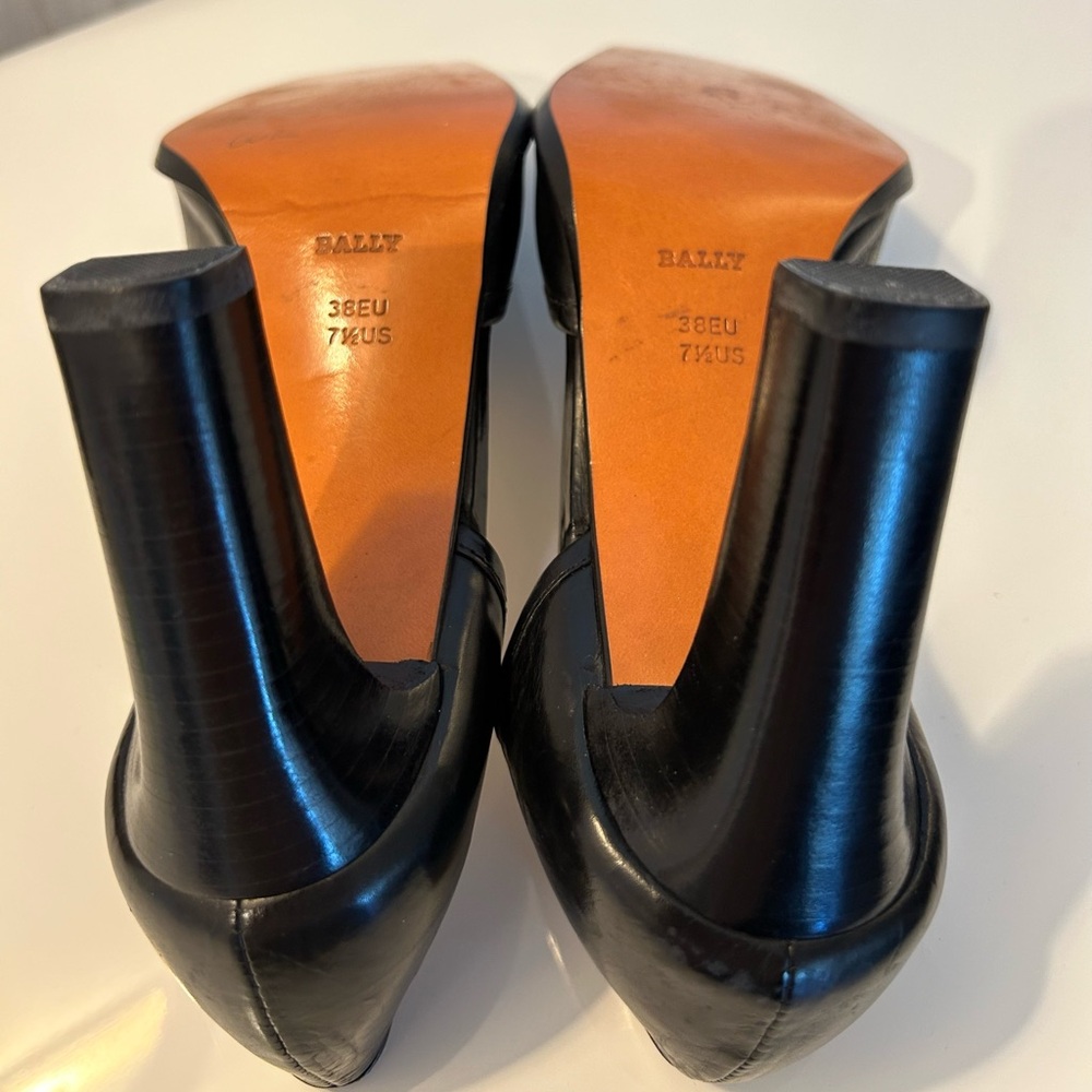 NEW, BALLY Sleek Black Leather High Heels Women’s Size US 7,5 EU 38 - Picture 6 of 7